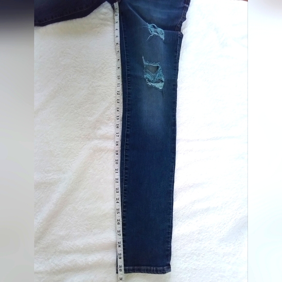 ROCK AND REPUBLIC JEANS Berlin Skinny Ripped size 4 NEW - Picture 11 of 14